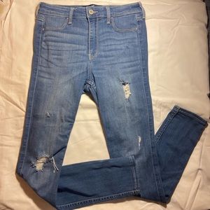 Hollister jeans